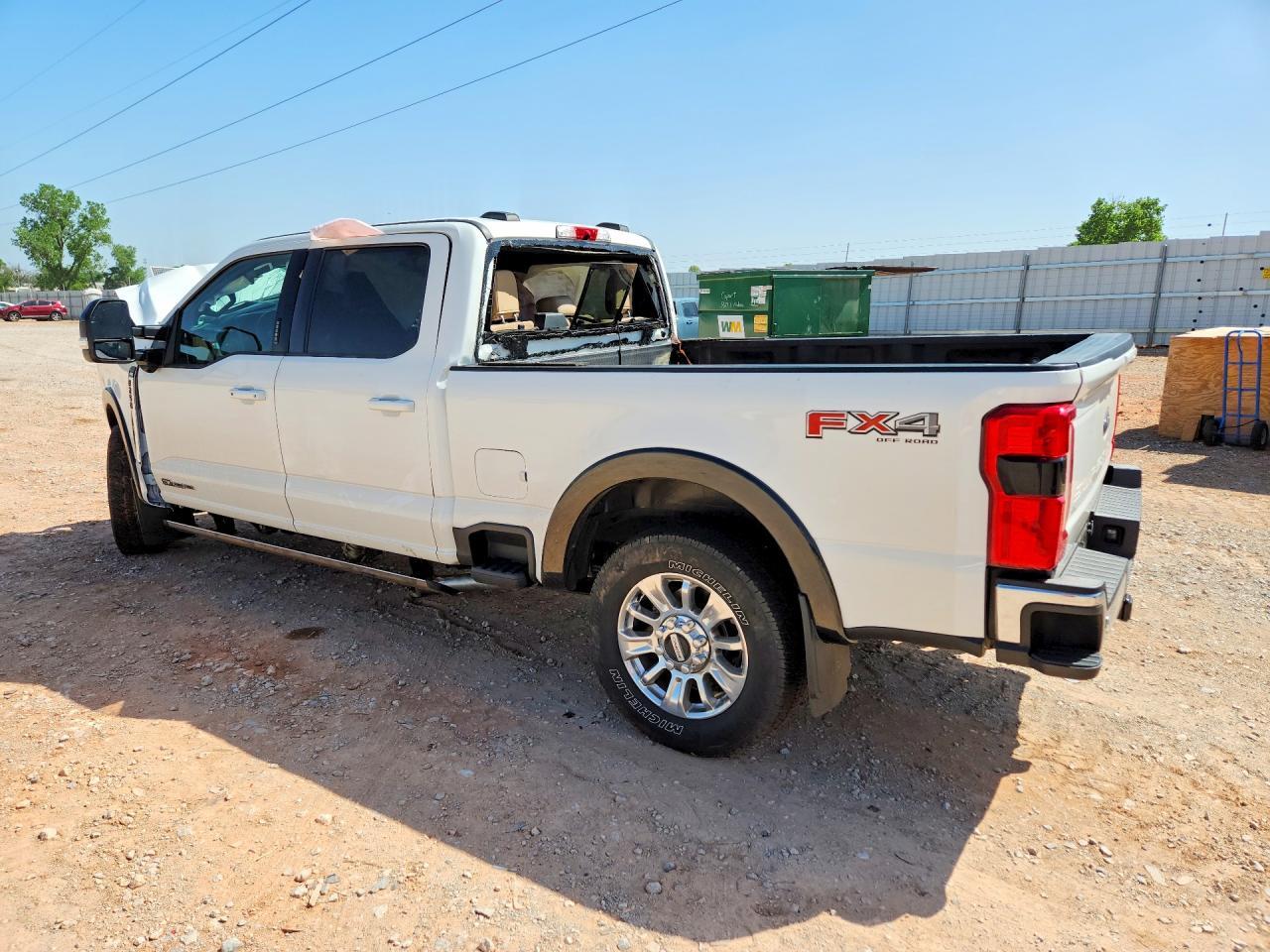 2024 Ford F250 Super Duty - Image 2