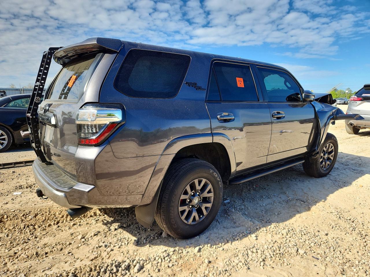 2022 Toyota 4Runner Trd Off-Road - Image 3
