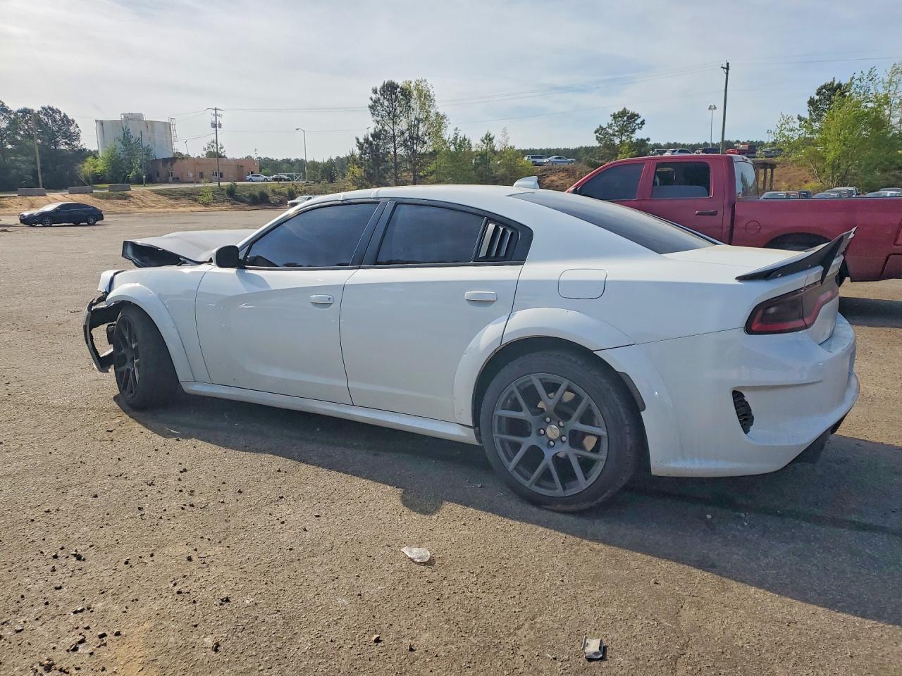 2017 Dodge Charger R - Фото 2