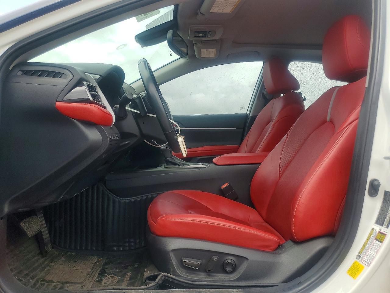 2021 Toyota Camry Xse V6 - Image 7