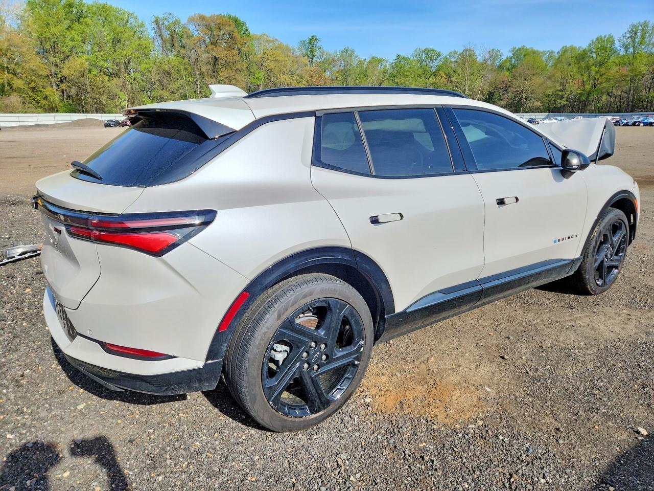 2025 Chevrolet Equinox Rs - Image 3
