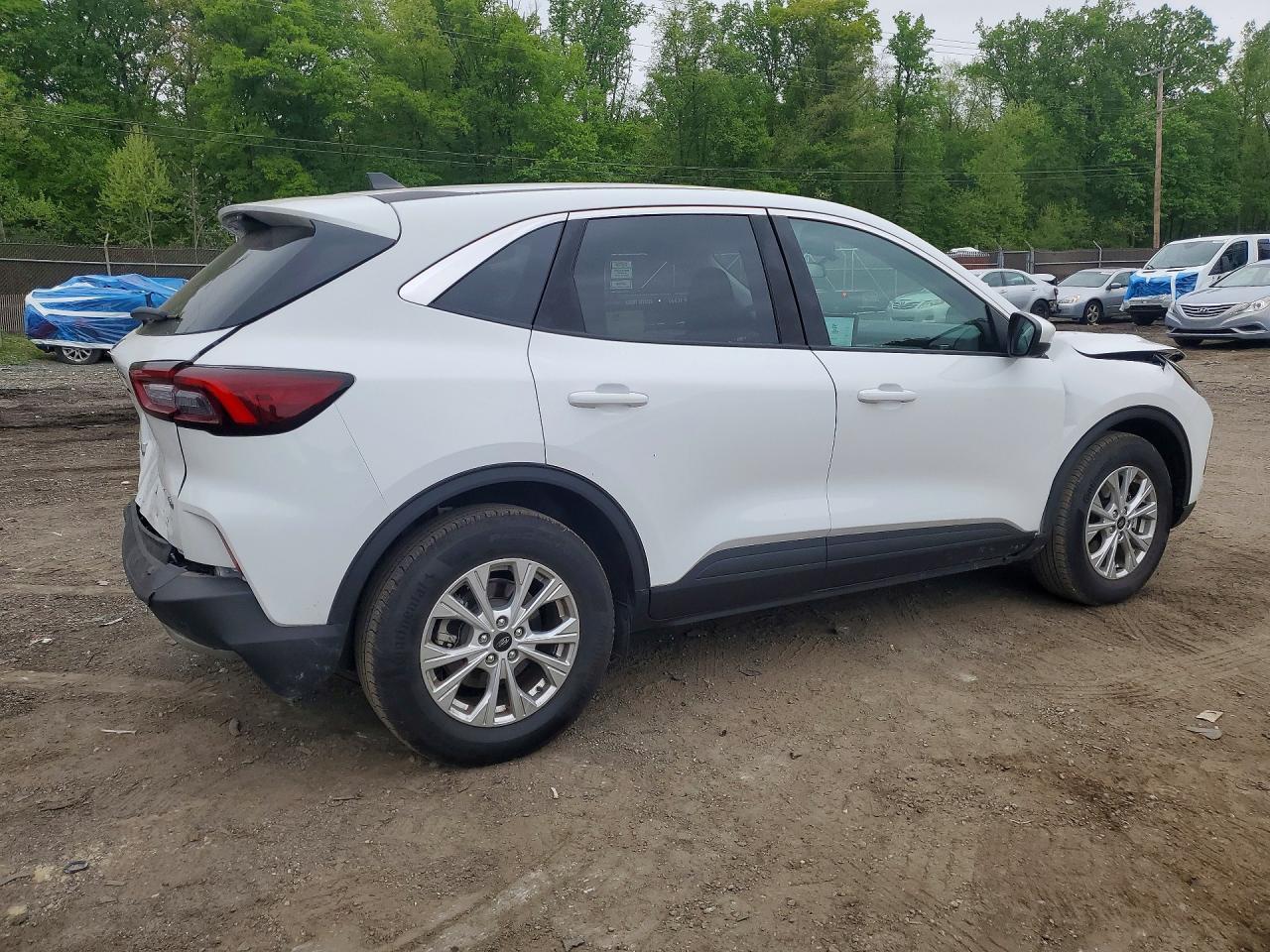 2024 Ford Escape Active - Image 3