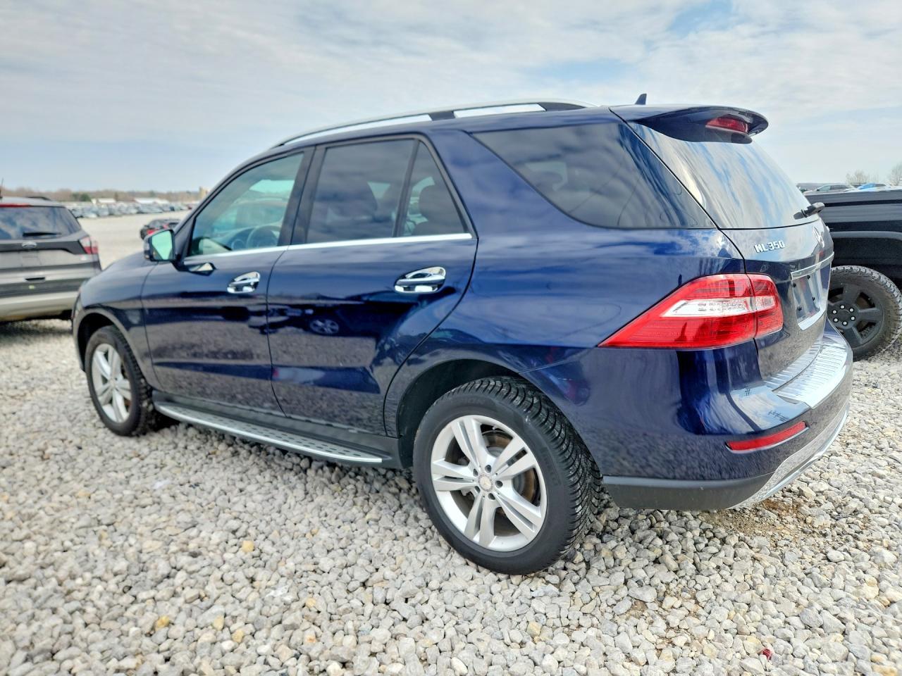 2015 Mercedes-Benz Ml 350 4Matic - Фото 2