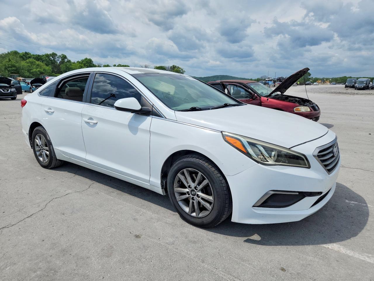 2017 Hyundai Sonata Se - Image 4