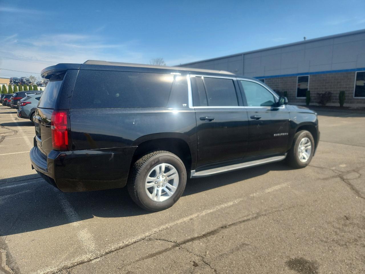 2017 Chevrolet Suburban K1500 Lt - Фото 3