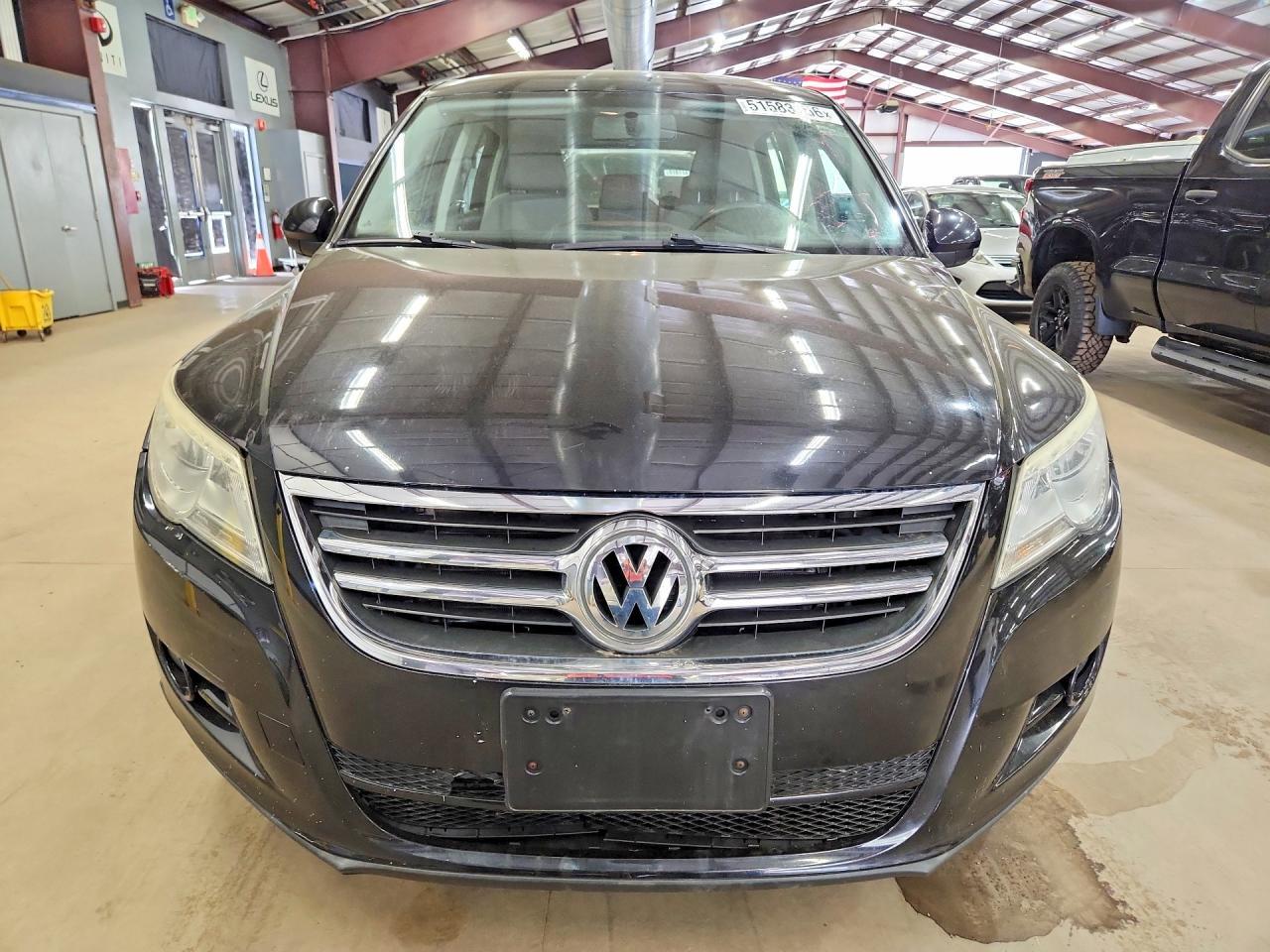 2010 Volkswagen Tiguan Se - Image 5