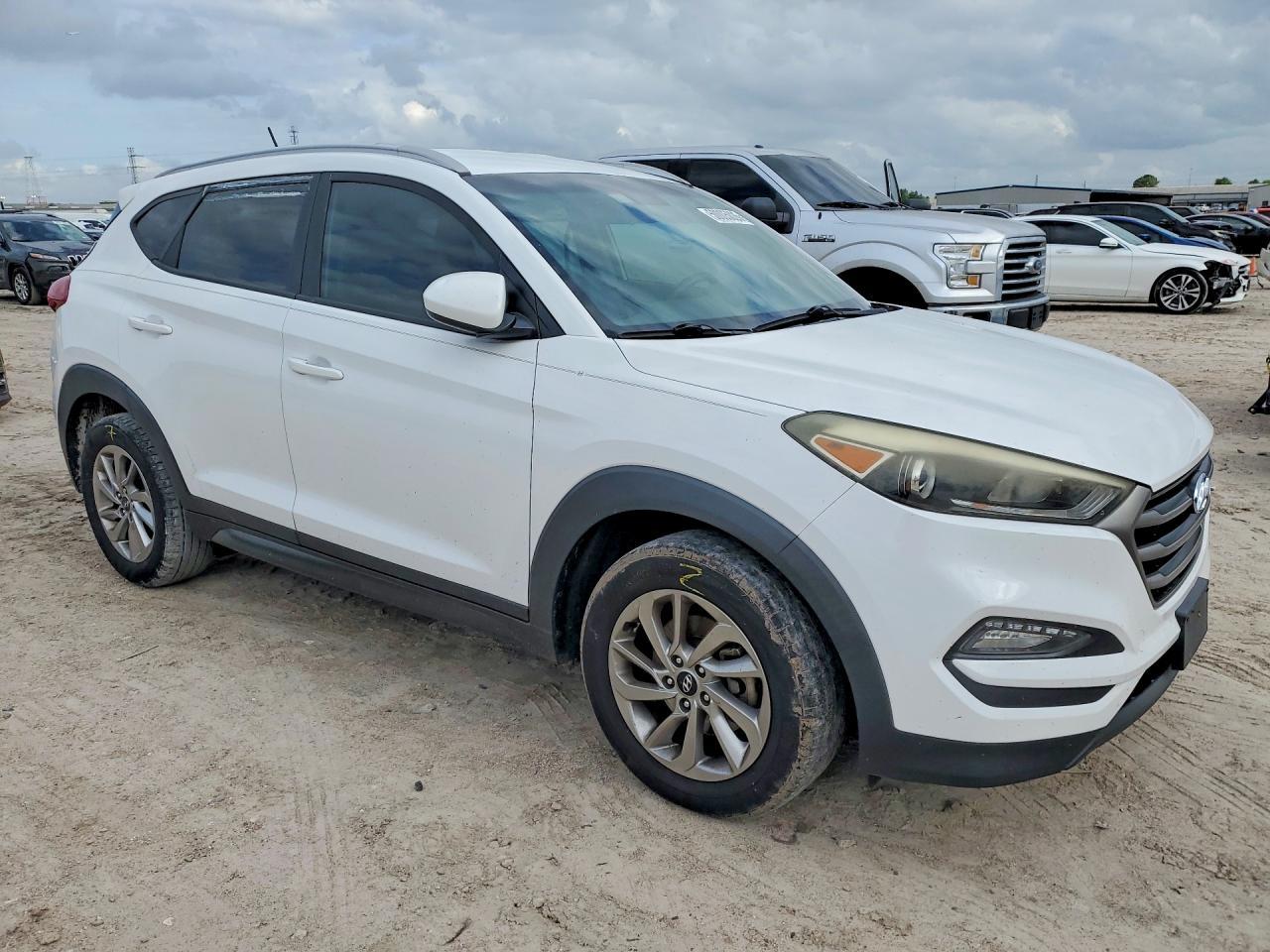 2016 Hyundai Tucson Se - Фото 4
