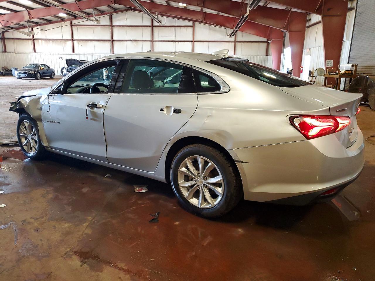 2022 Chevrolet Malibu Lt - Image 2