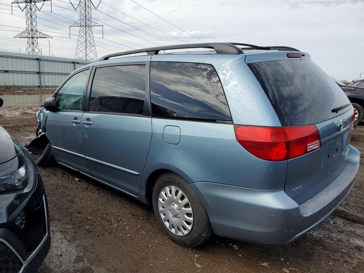 2005 Toyota Sienna Le 7 Passenger - Фото 2