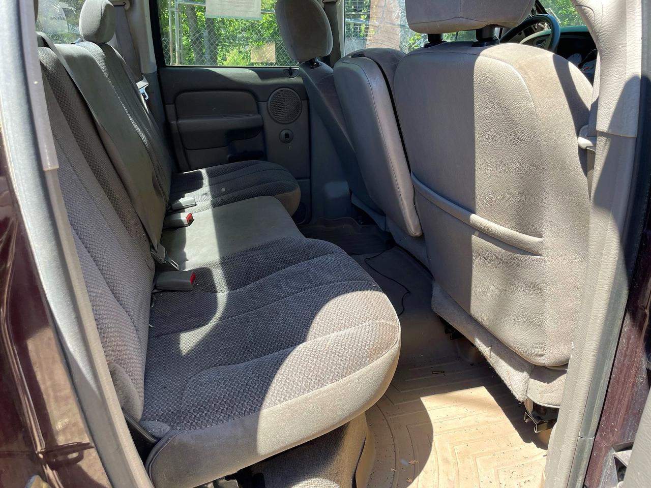 2005 Dodge Ram 2500 St - Фото 6