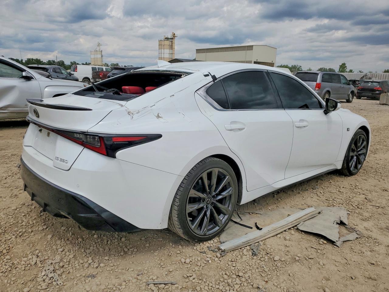 2021 Lexus Is 350 F Sport - Image 3