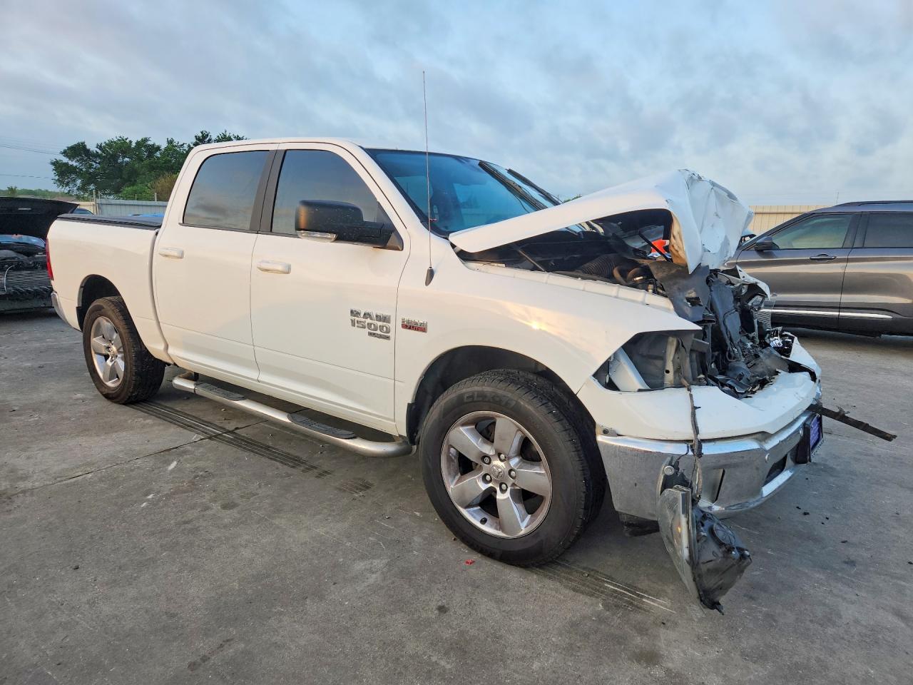 2019 Ram 1500 Classic Slt - Фото 4