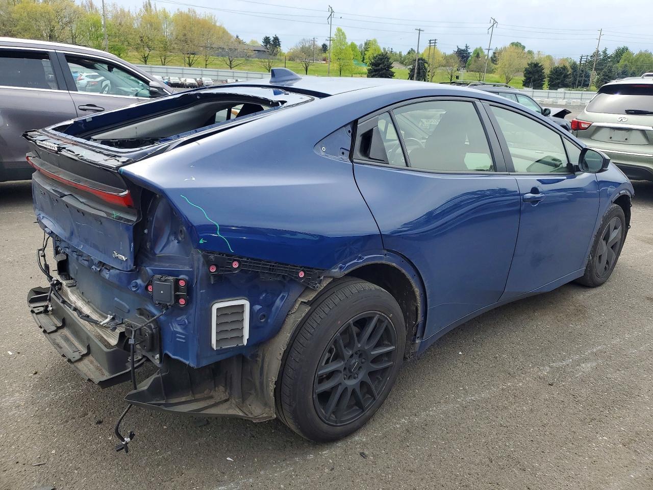 2023 Toyota Prius Le - Фото 3