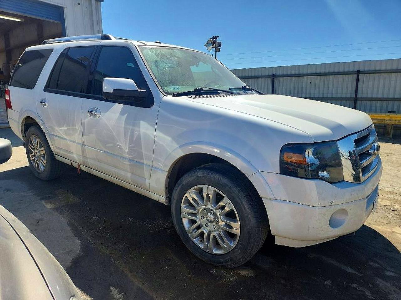 2012 Ford Expedition Limited - Image 4