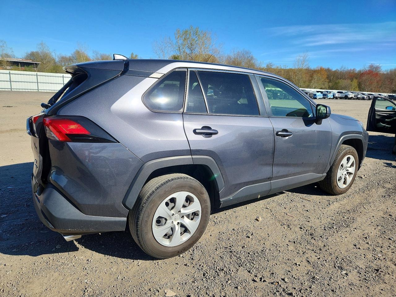 2023 Toyota Rav4 Le - Фото 3