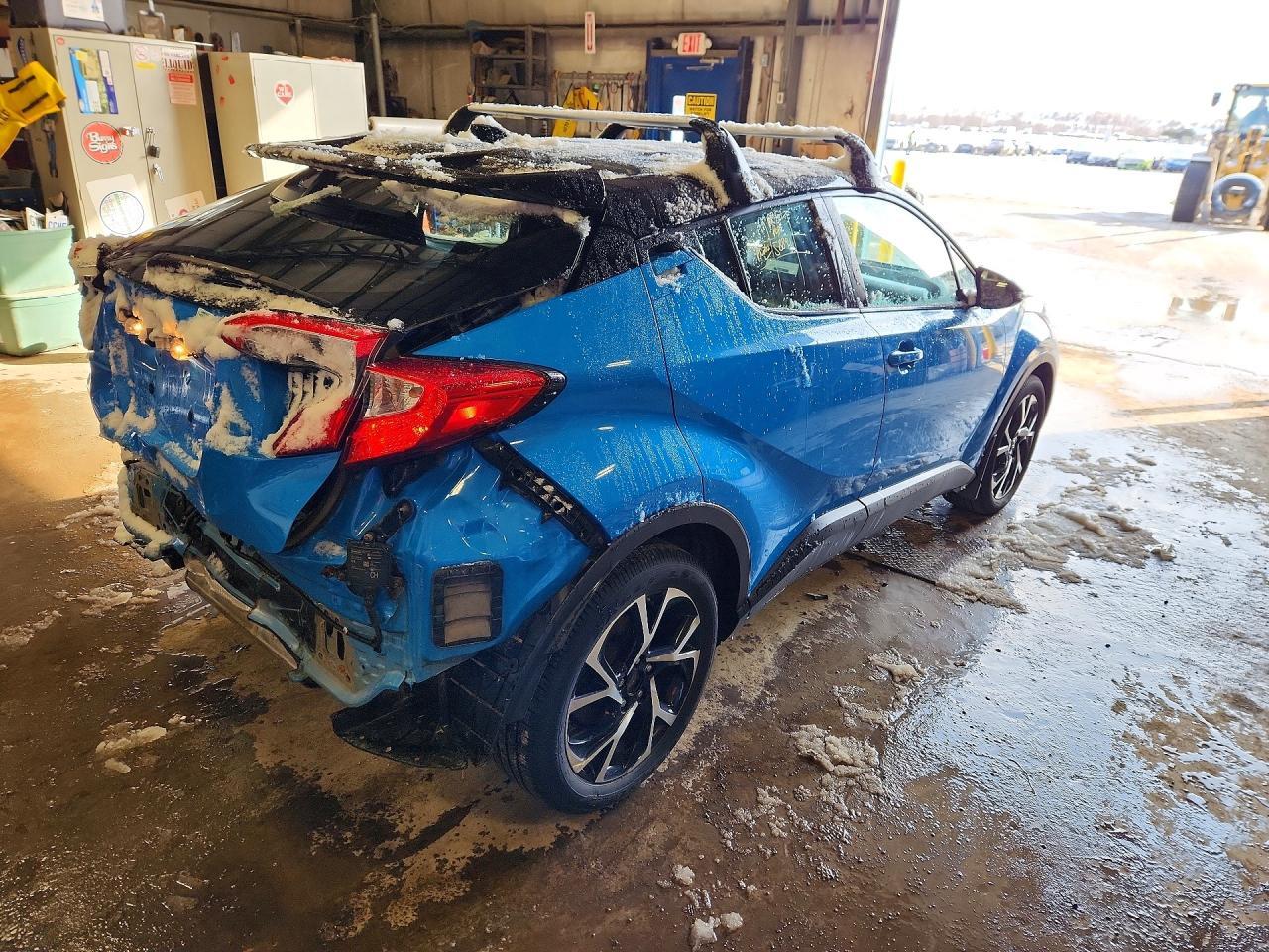 2019 Toyota C-Hr Le - Фото 3