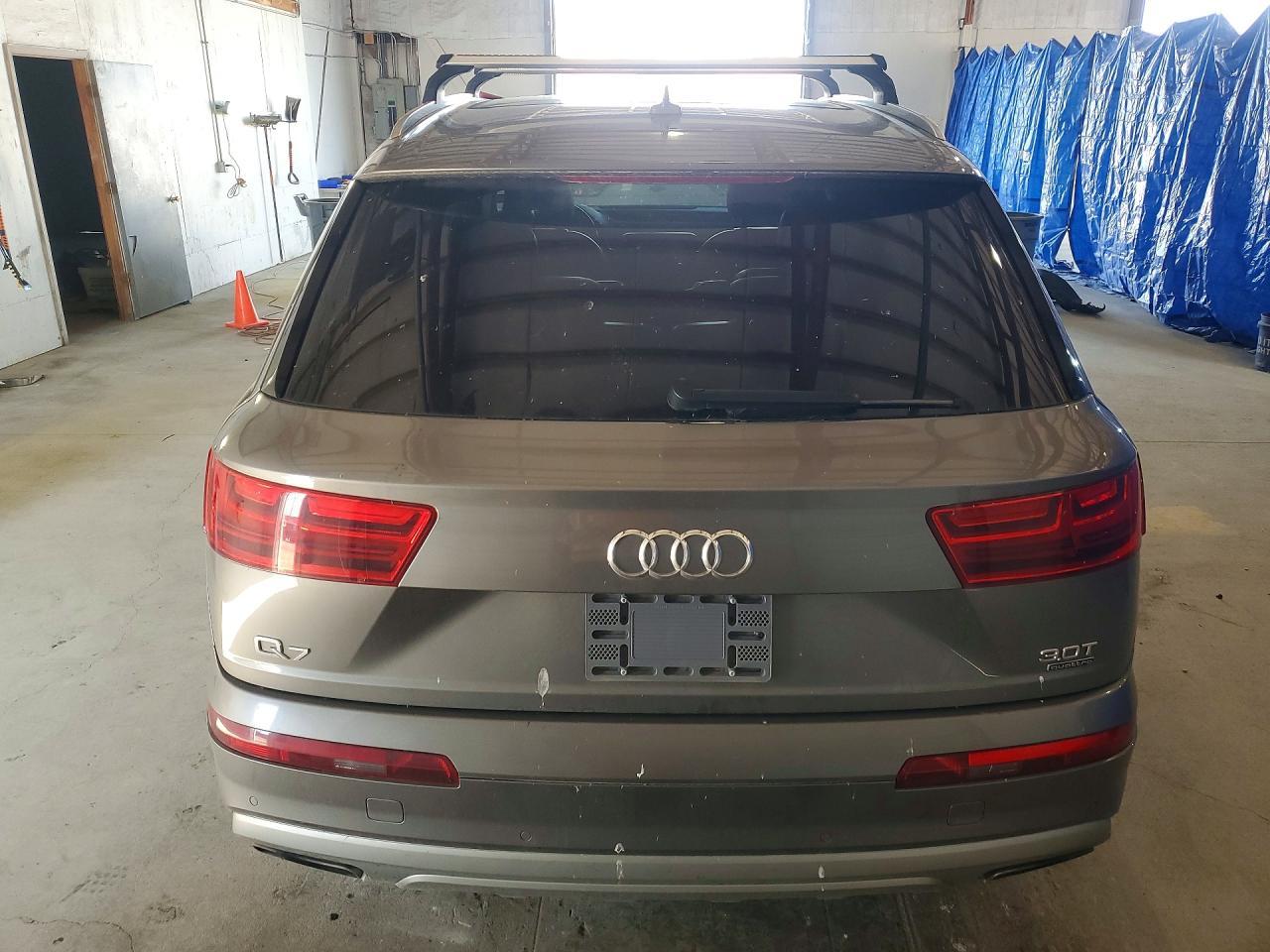 2017 Audi Q7 Premium Plus - Image 6