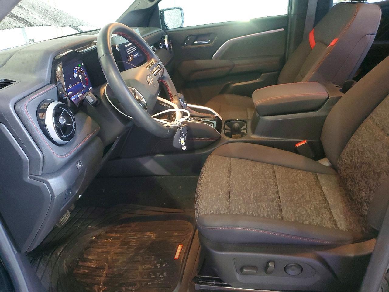 2024 Chevrolet Colorado Z71 - Image 7
