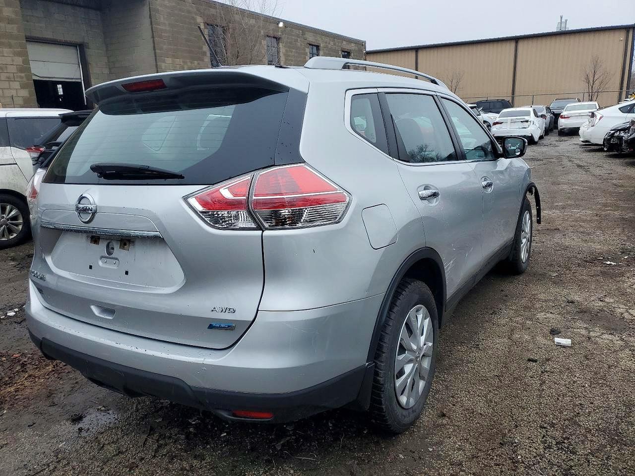 2014 Nissan Rogue S - Image 4