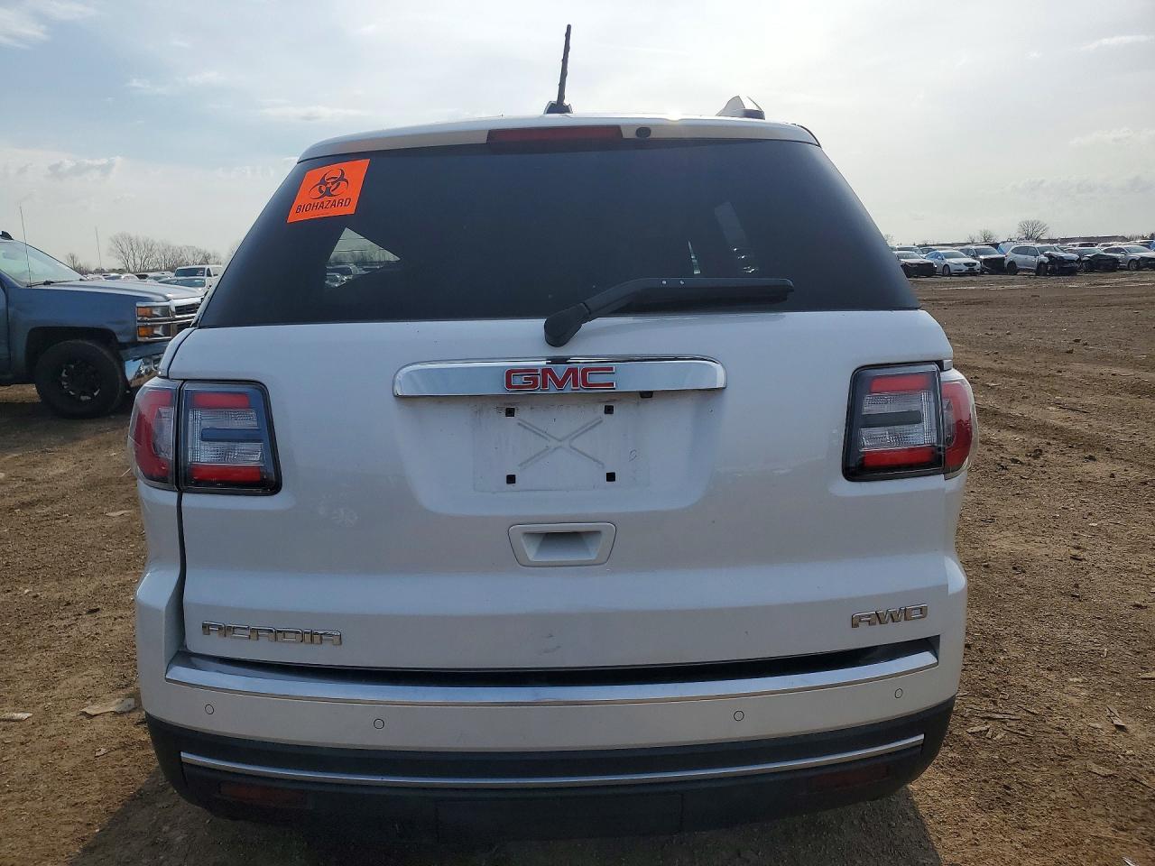 2016 GMC Acadia Sle - Image 6