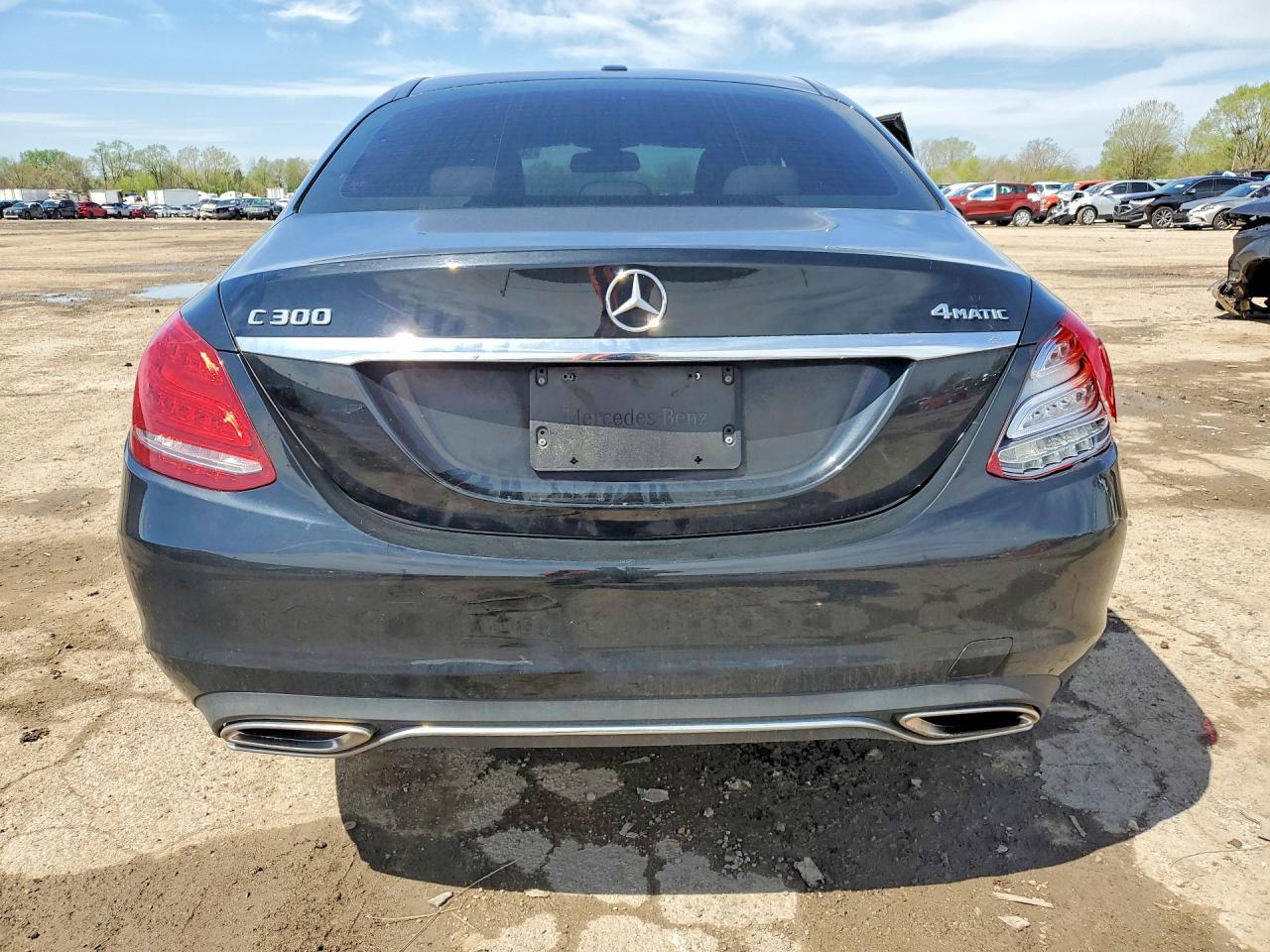 2018 Mercedes-Benz C 300 4Matic - Image 6