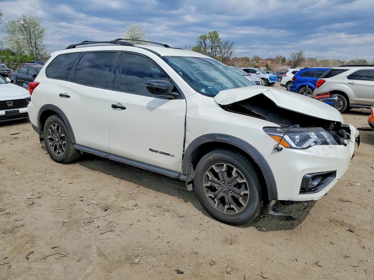 2020 Nissan Pathfinder Sv - Фото 4