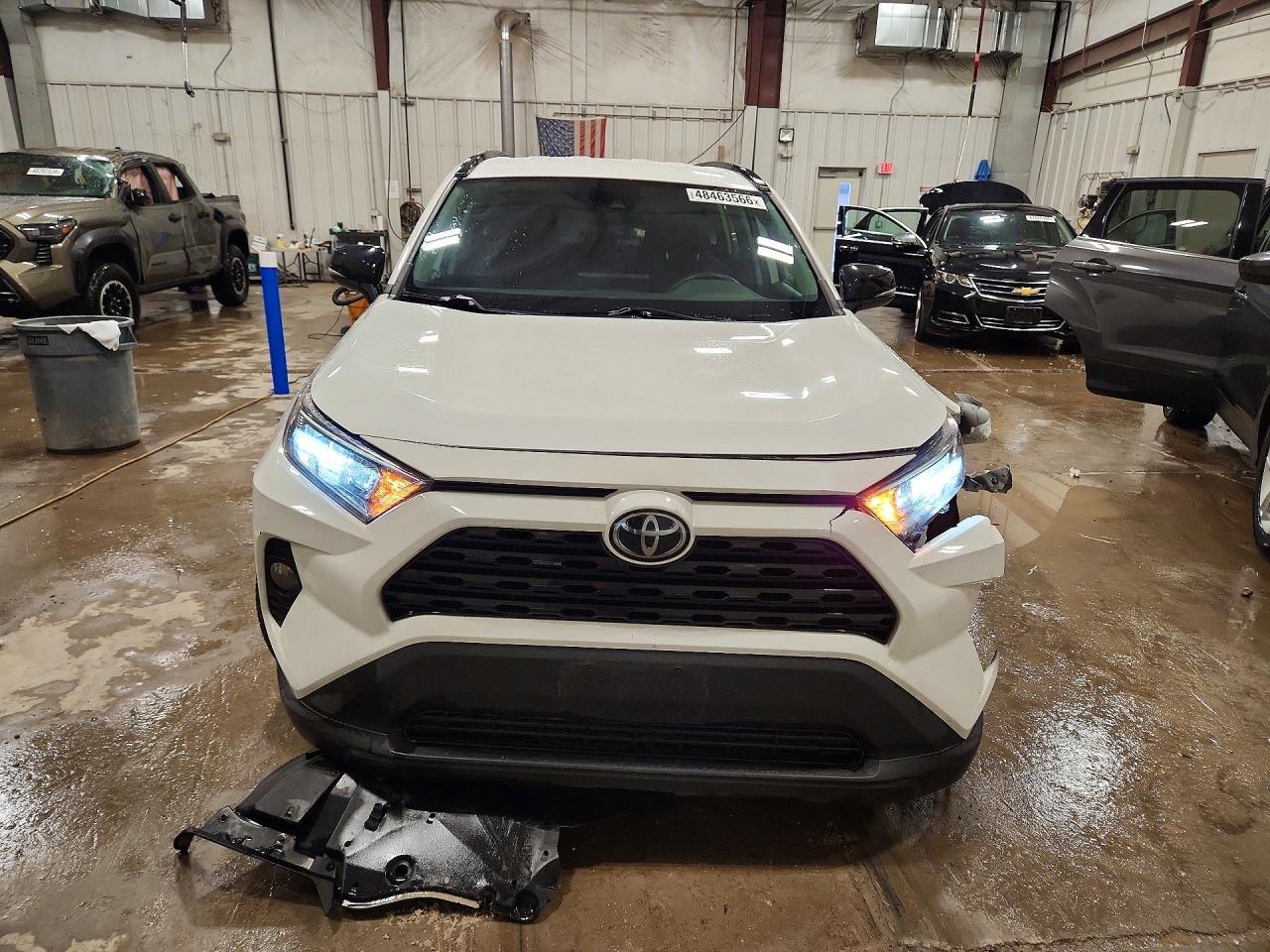 2020 Toyota Rav4 Xle - Image 5
