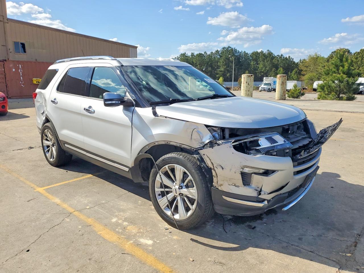 2019 Ford Explorer - Фото 4