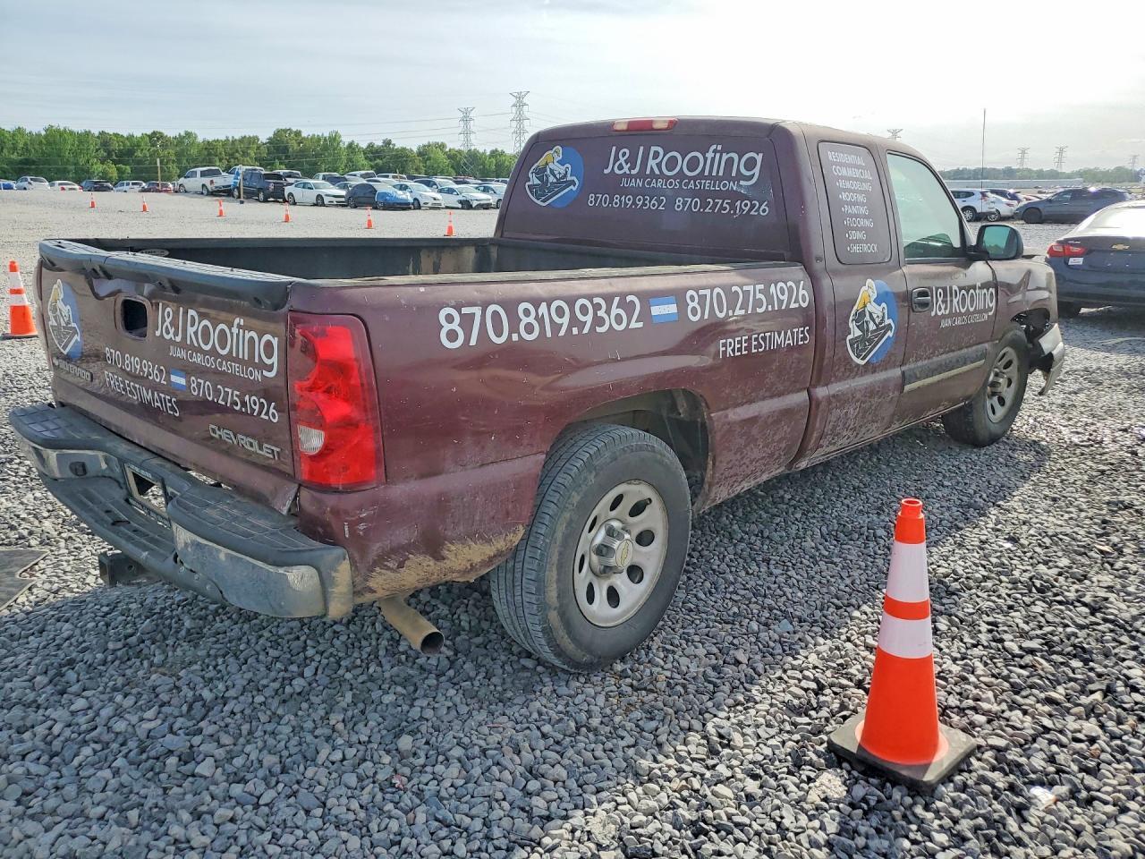 2003 Chevrolet Silverado C1500 - Image 3