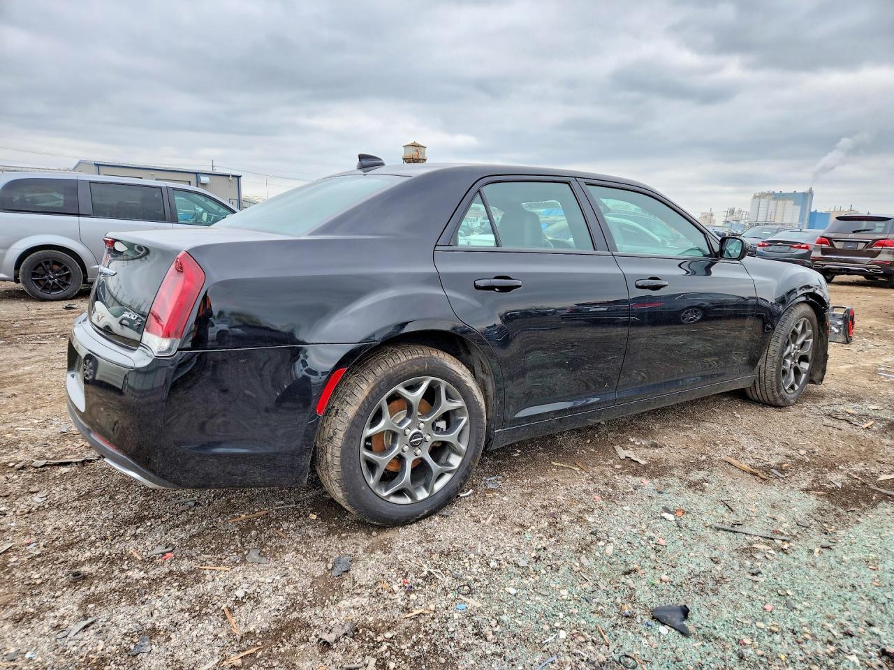 2016 Chrysler 300 S - Image 3