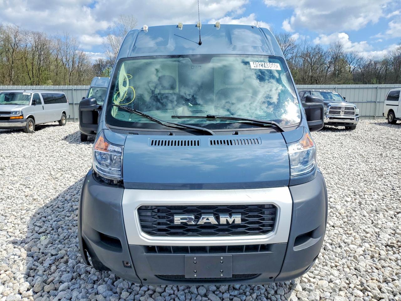 2020 Ram Promaster 3500 Delivery Van - Фото 5