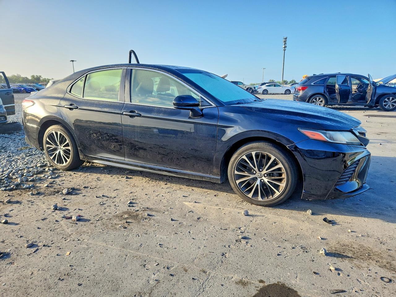 2018 Toyota Camry Se - Фото 4