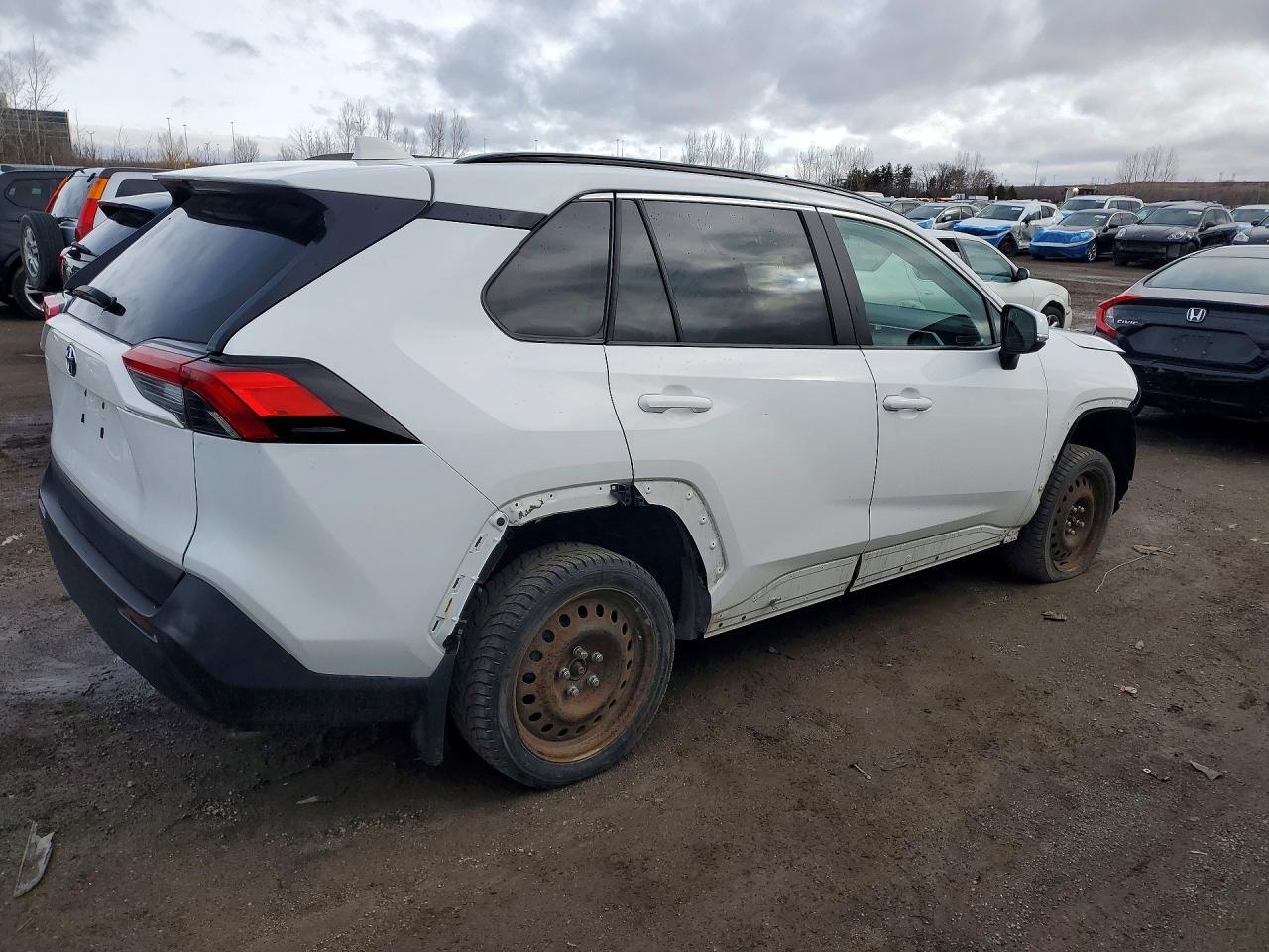 2023 Toyota Rav4 Hybrid Xle Premium - Image 3