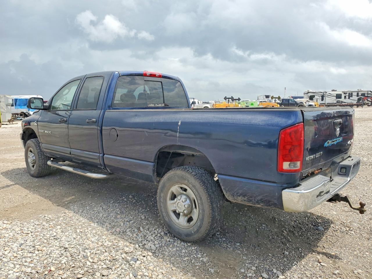 2006 Dodge Ram 3500 St - Фото 2