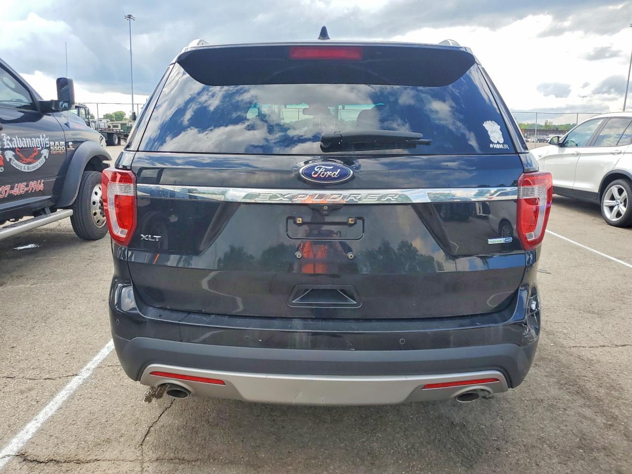 2016 Ford Explorer Xlt - Фото 6