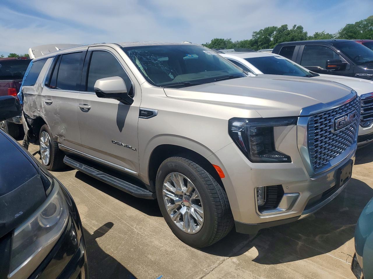 2021 GMC Yukon Denali - Фото 4