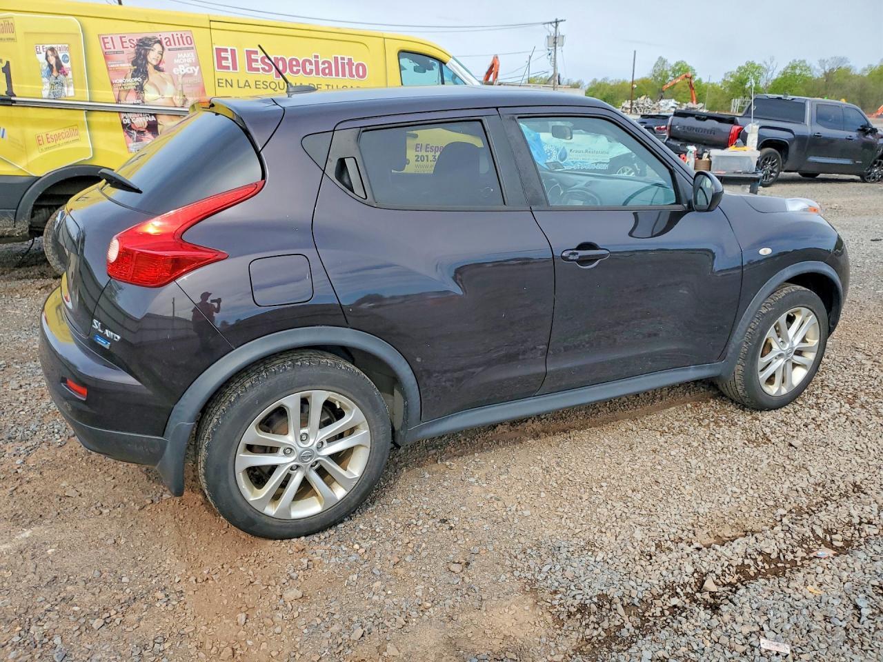 2014 Nissan Juke Sl - Image 3