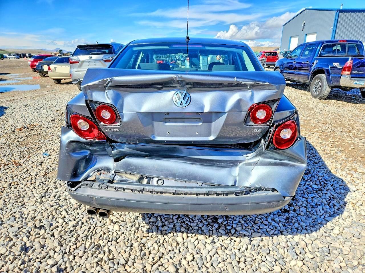 2008 Volkswagen Jetta S - Image 6