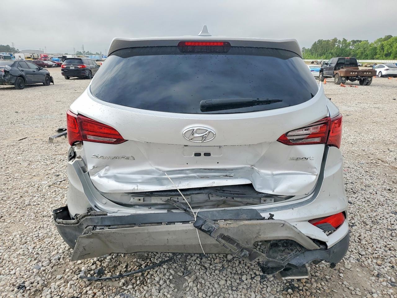 2017 Hyundai Santa Fe Sport 2.4L - Фото 6