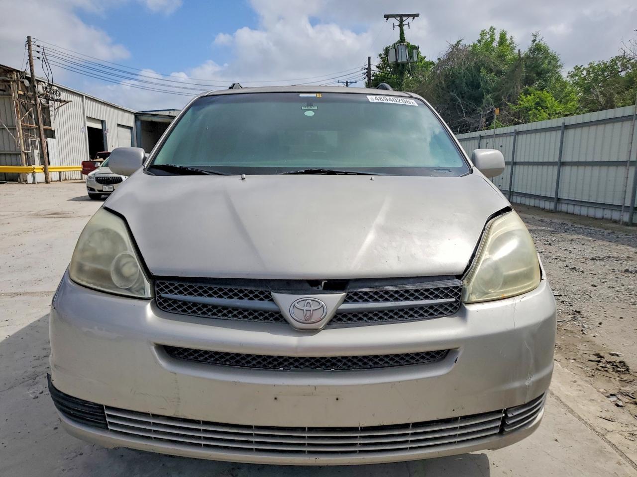 2005 Toyota Sienna Xle - Image 5