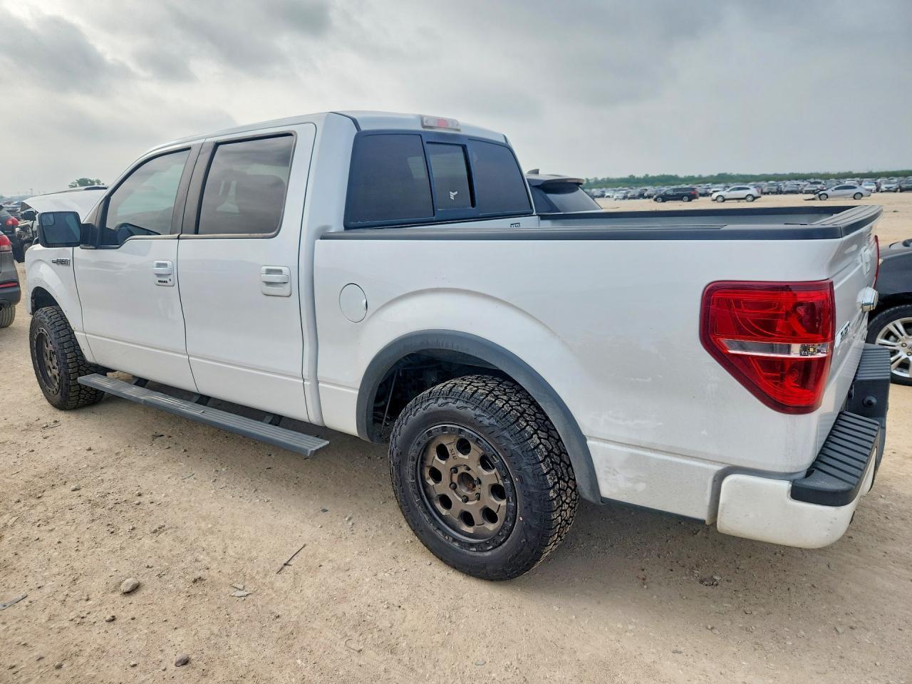 2012 Ford F150 Supercrew - Фото 2
