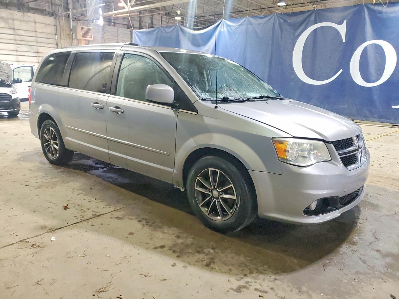 2016 Dodge Grand Caravan Sxt - Фото 4