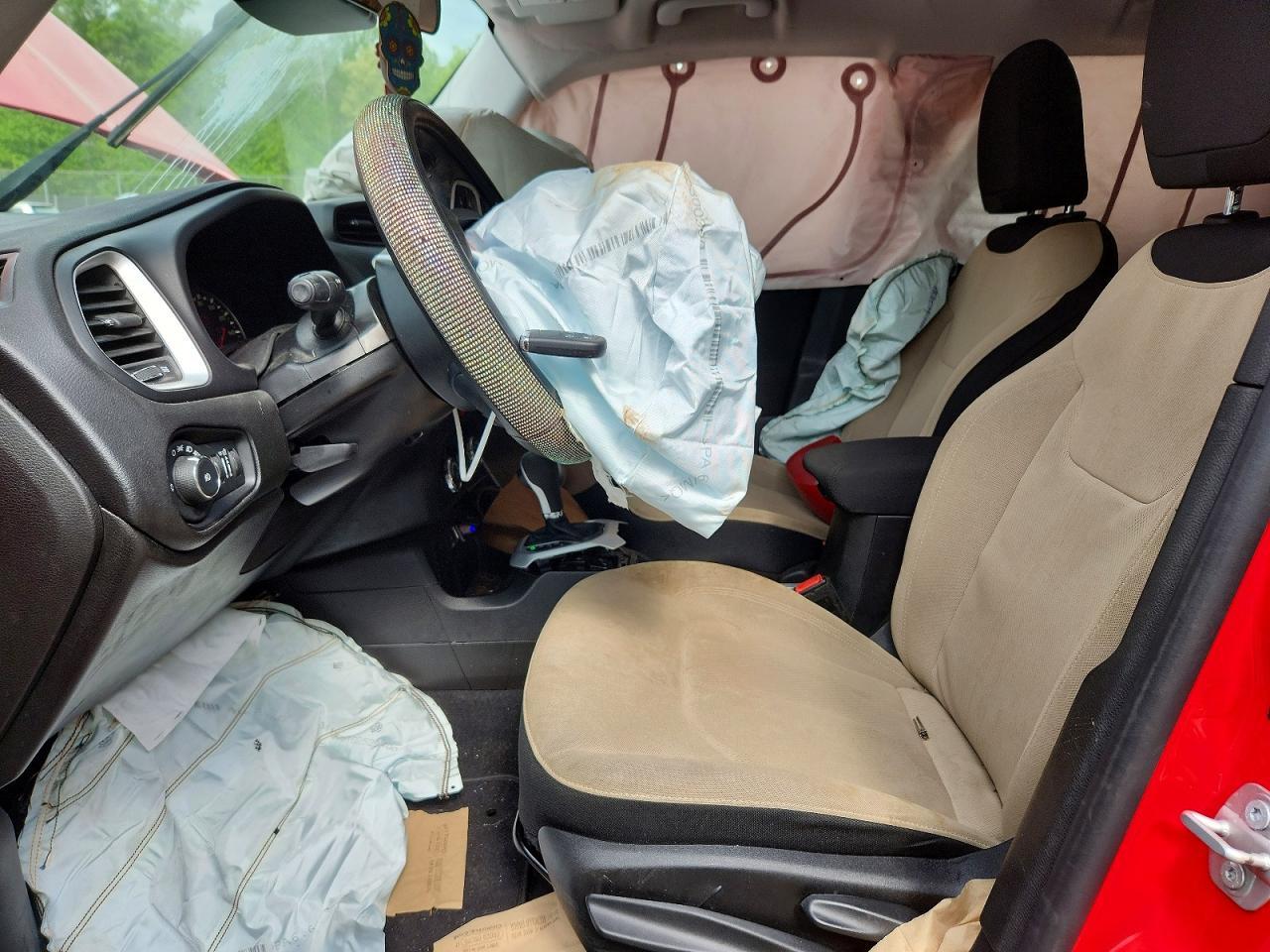 2017 Jeep Renegade Latitude - Image 7
