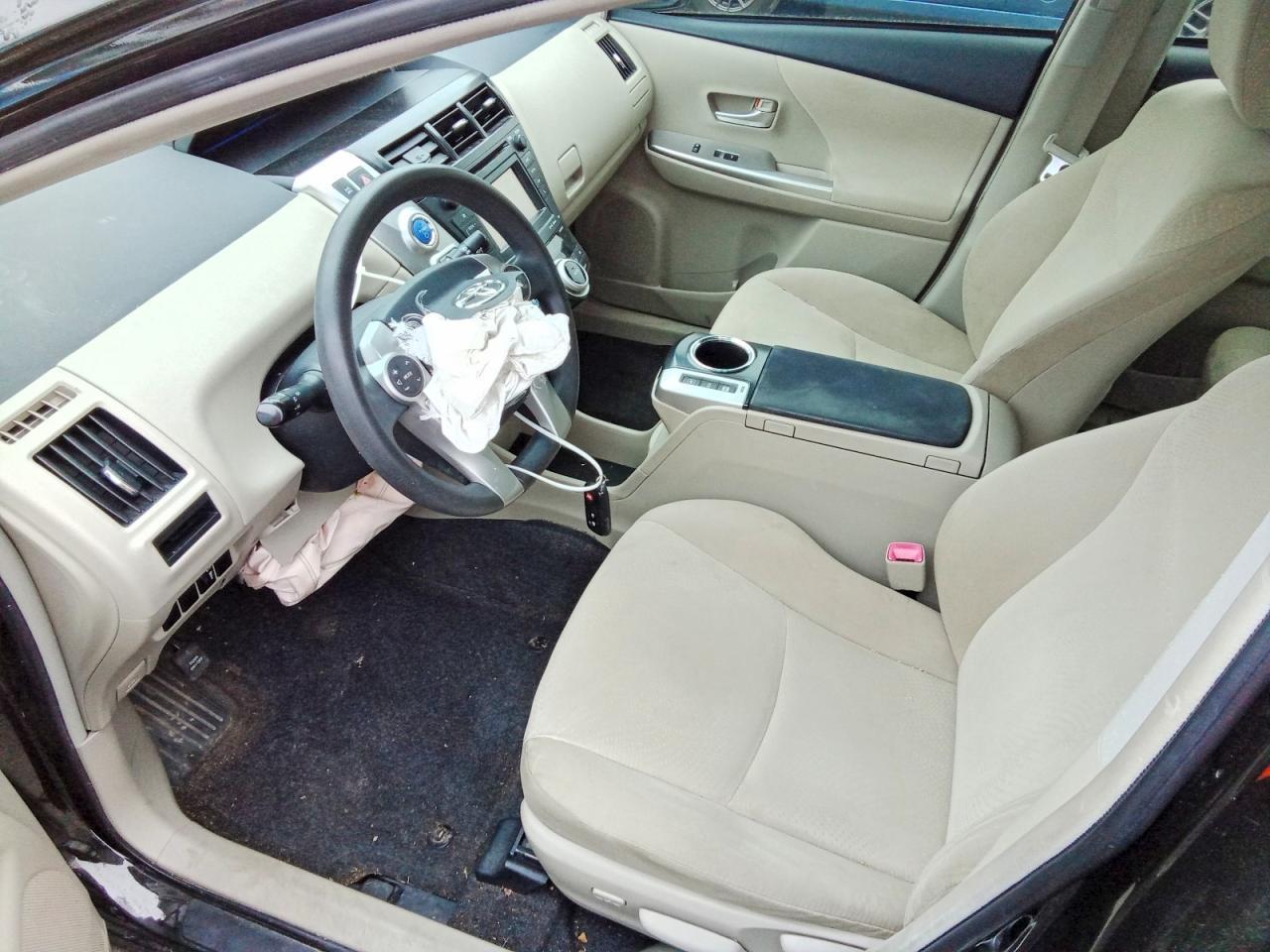 2012 Toyota Prius V Three - Фото 7