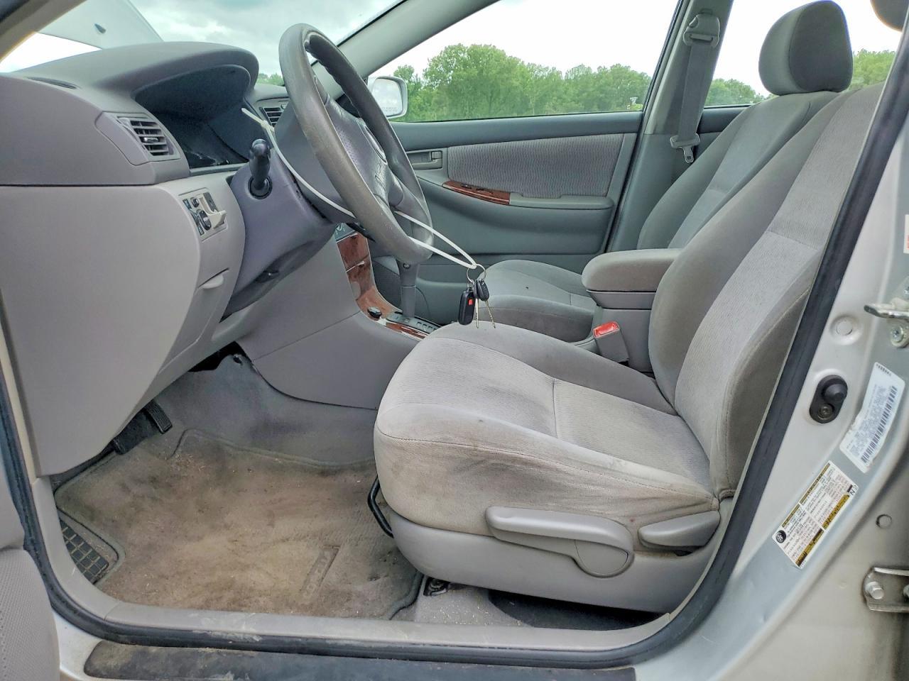 2005 Toyota Corolla - Image 7