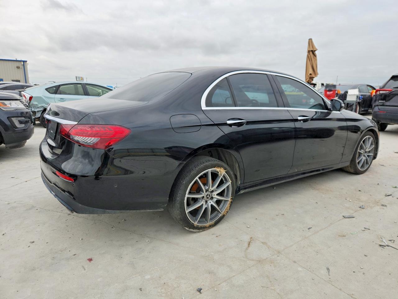 2021 Mercedes-Benz E 350 - Фото 3