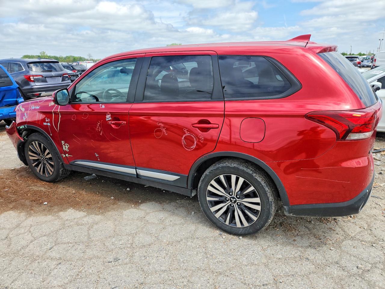 2019 Mitsubishi Outlander Se - Фото 2