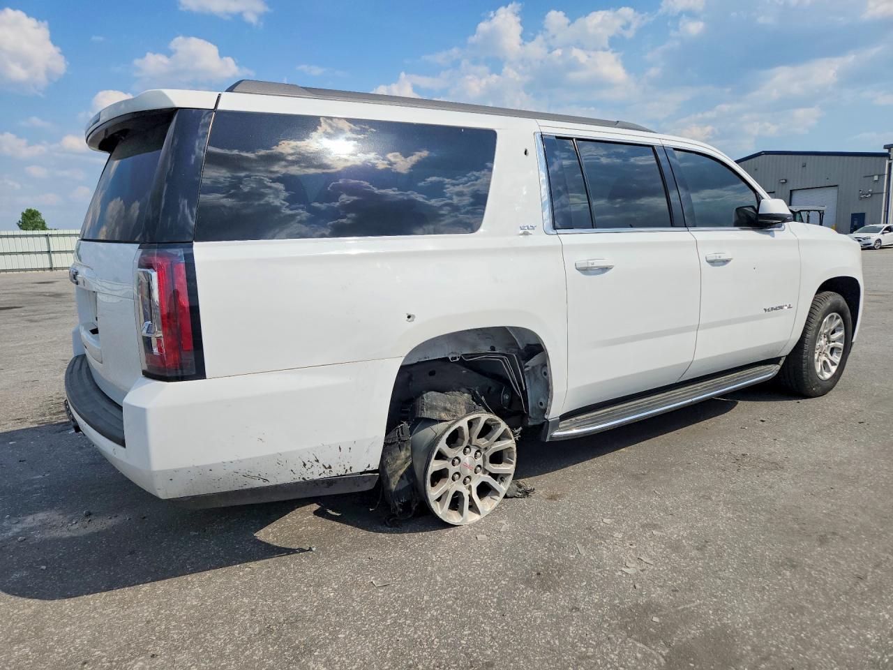 2019 GMC Yukon Xl K1500 Slt - Image 3