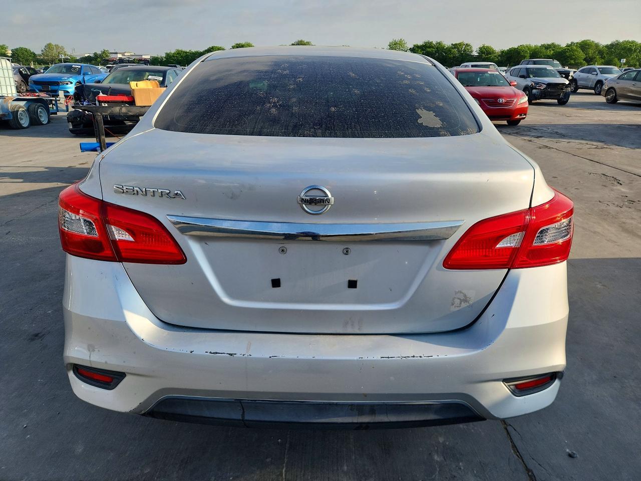 2017 Nissan Sentra S - Image 6