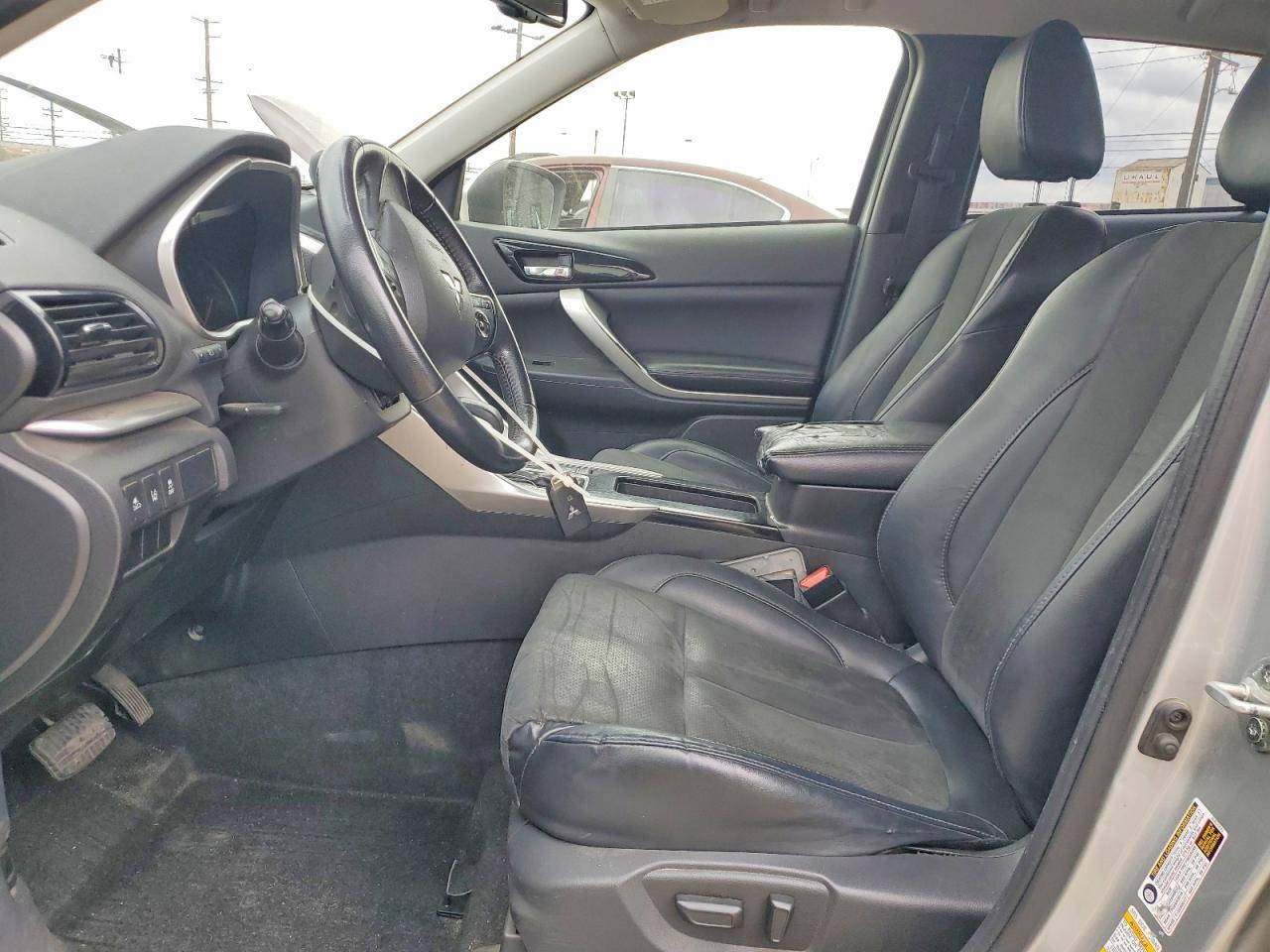 2022 Mitsubishi Eclipse Cross Se - Image 7